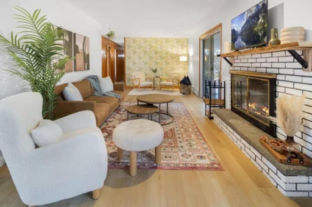 Cayuga Bungalow On Lake—Sleeps 13—Outdoor Firepit Lansing Ngoại thất bức ảnh